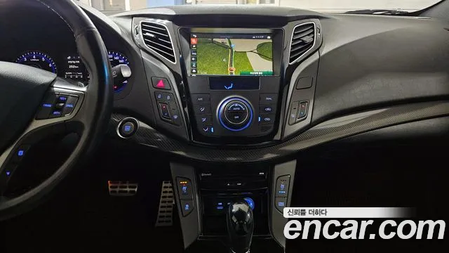 Hyundai i40 2016 — фото 14
