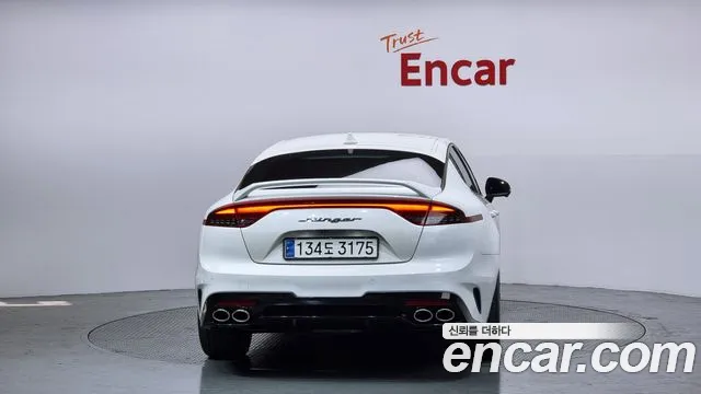 Kia Stinger 2021 — фото 4