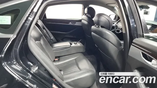 Hyundai Genesis 2015 — фото 12