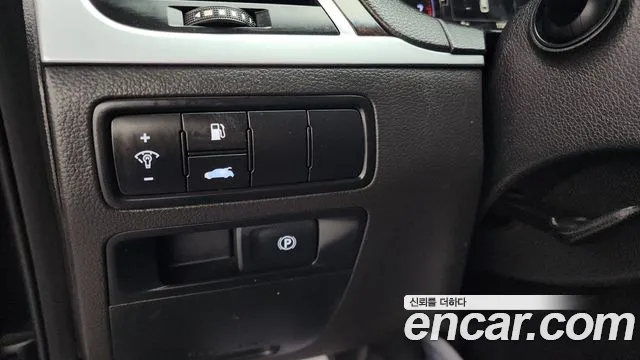 Hyundai Genesis 2015 — фото 17