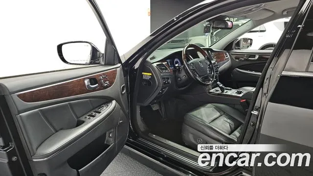 Hyundai Equus 2014 — фото 11