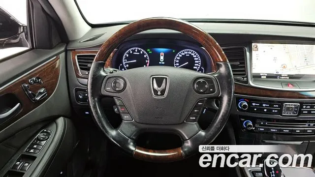 Hyundai Equus 2014 — фото 13