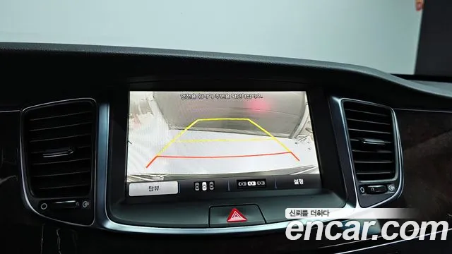 Hyundai Equus 2014 — фото 16