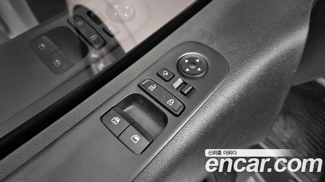 Hyundai Staria 2022 — фото 14