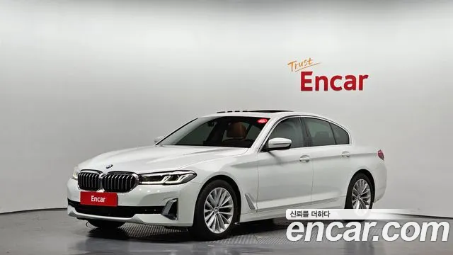 BMW 5-Series 2021 — фото 1
