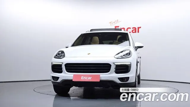 Porsche Cayenne 2015 — фото 3