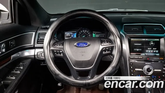 Ford Explorer 2016 — фото 13