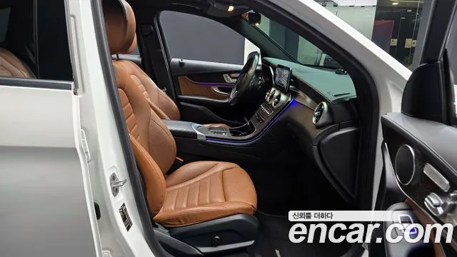 Mercedes-Benz GLC-Class 2022 — фото 10