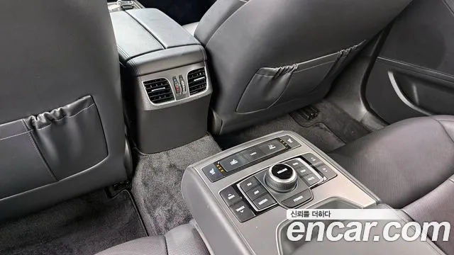 Hyundai Genesis 2014 — фото 19