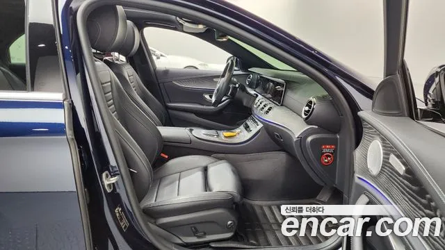 Mercedes-Benz E-Class 2021 — фото 15