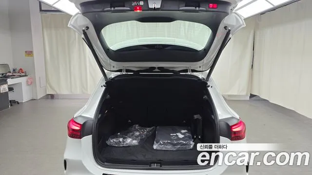 Mercedes-Benz EQA 2025 — фото 20