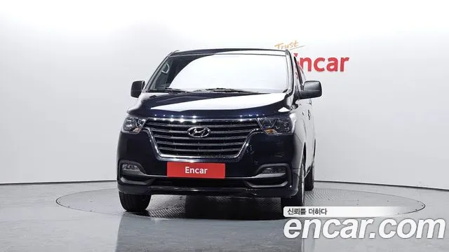 Hyundai Starex 2019 — фото 3