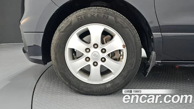 Hyundai Starex 2019 — фото 5