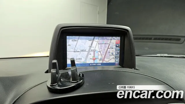 Hyundai Starex 2019 — фото 14