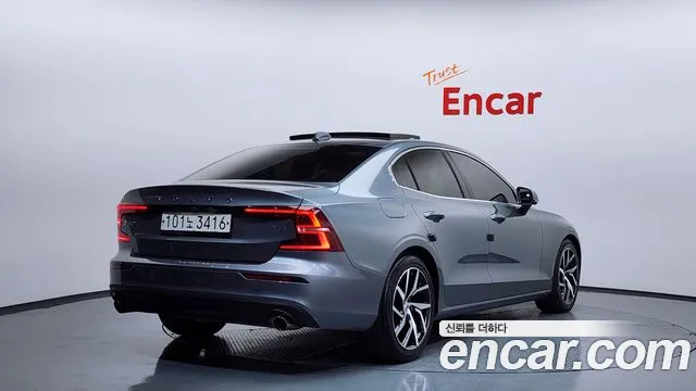Volvo S60 2020 — фото 2