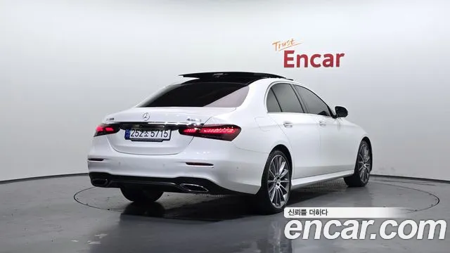 Mercedes-Benz E-Class 2021 — фото 2