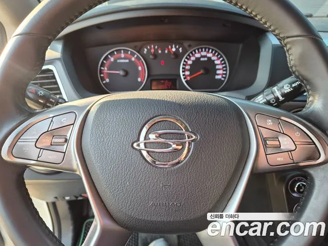 KG_Mobility_Ssangyong KORANDO 2017 — фото 12