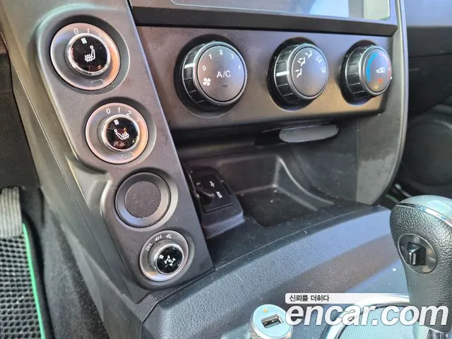 KG_Mobility_Ssangyong KORANDO 2017 — фото 16