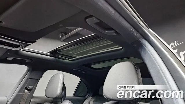 Mercedes-Benz C-Class 2022 — фото 19