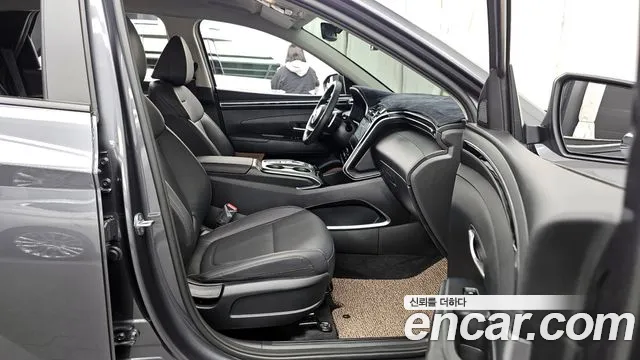 Hyundai Tucson 2023 — фото 11