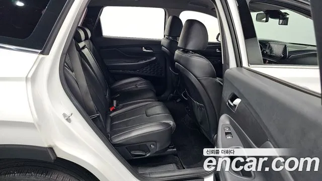 Hyundai Santafe 2020 — фото 11