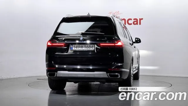 BMW X7 2022 — фото 4