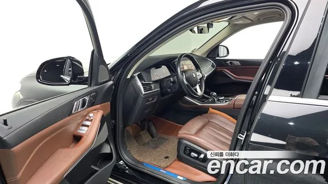 BMW X7 2022 — фото 11