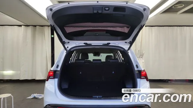 Hyundai Santafe 2021 — фото 20