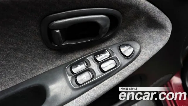Hyundai AVANTE 1996 — фото 14