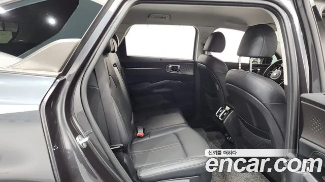 Kia Sorento 2021 — фото 12