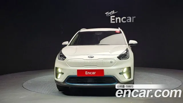 Kia Niro 2020 — фото 3