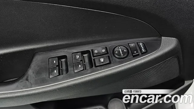 Hyundai Tucson 2017 — фото 17
