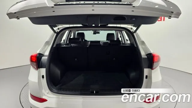 Hyundai Tucson 2017 — фото 20