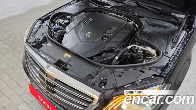 Mercedes-Benz S-Class 2020 — фото 6