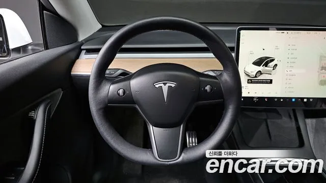Tesla Model Y 2022 — фото 13