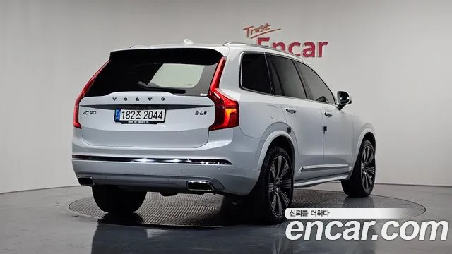 Volvo XC90 2021 — фото 2