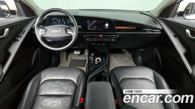 Kia Niro 2022 — фото 7