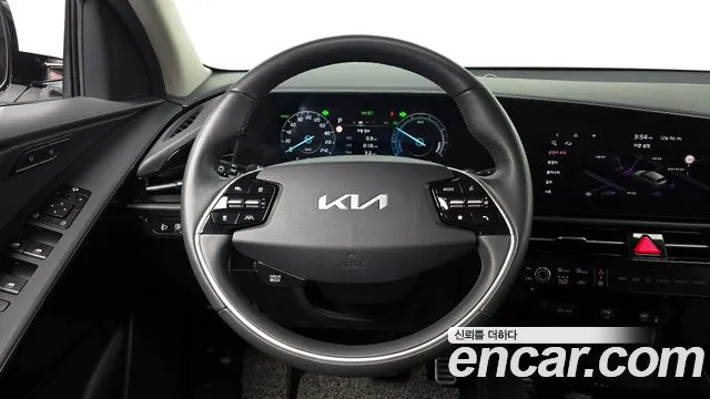 Kia Niro 2022 — фото 13