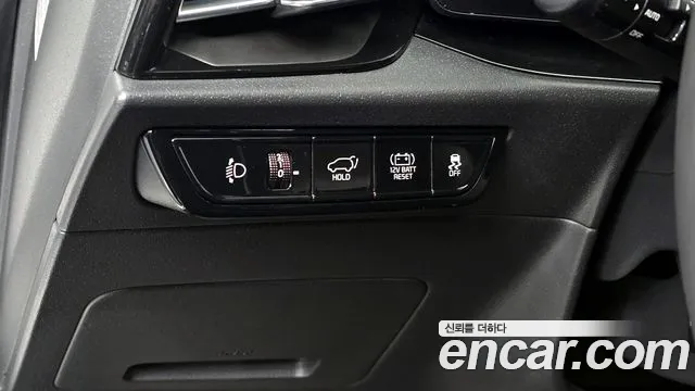 Kia Niro 2022 — фото 14