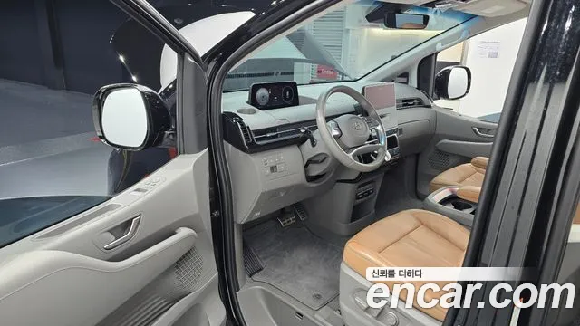 Hyundai Staria 2022 — фото 11