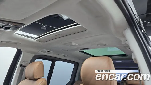 Hyundai Staria 2022 — фото 19
