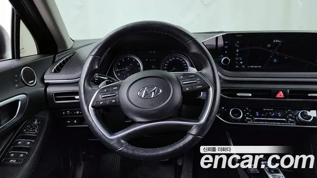 Hyundai Sonata 2021 — фото 13