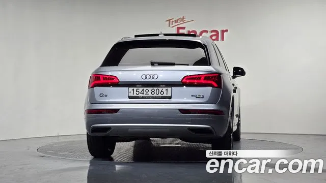 Audi Q5 2020 — фото 3