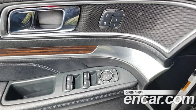 Ford Explorer 2018 — фото 12