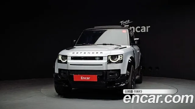 Land Rover Defender 2022 — фото 3