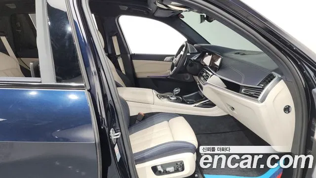 BMW X7 2022 — фото 11