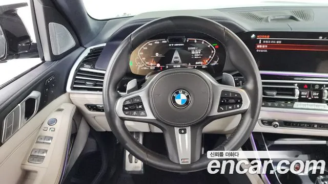 BMW X7 2022 — фото 13