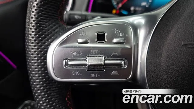 Mercedes-Benz GLB-Class 2022 — фото 16