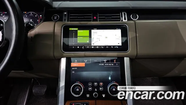 Land Rover Range Rover 2019 — фото 14
