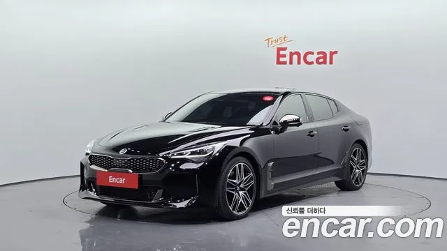Kia Stinger 2021 — фото 1